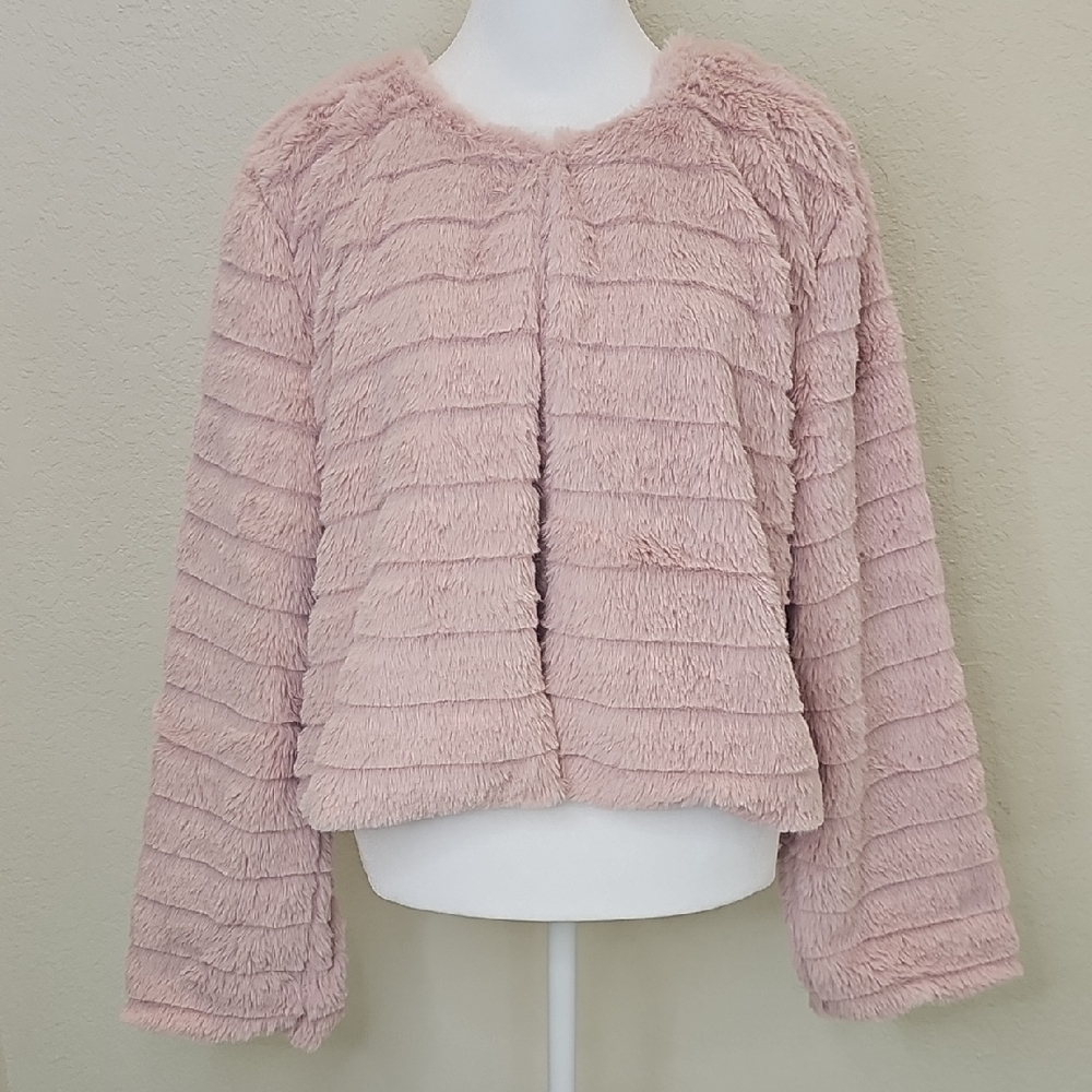 Pink Faux Fur Cropped Teddy Jacket Valentine's Day!